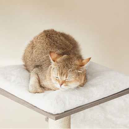 arbre-a-chat-en-bois-repos