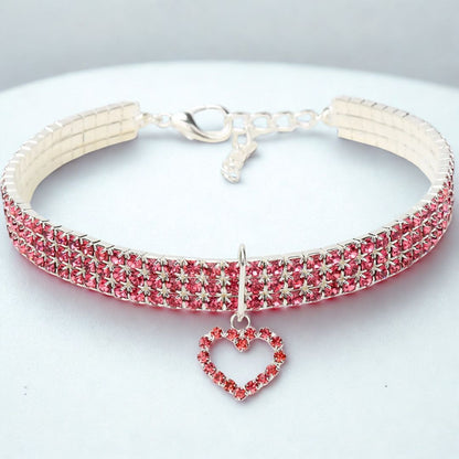 collier-chat-rose