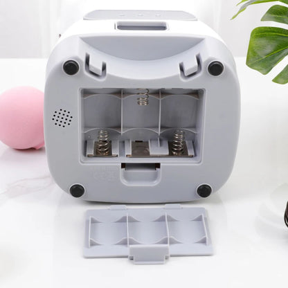 distributeur-de-croquettes-pour-chat-batteries